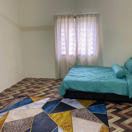 Homestay Sri Jasmine Kajang Ngoại thất bức ảnh