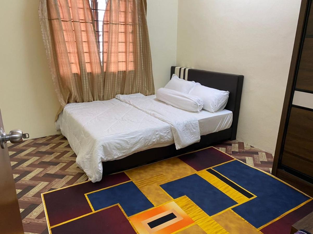 Homestay Sri Jasmine Kajang Ngoại thất bức ảnh